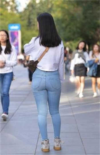 刑堂罚鞭血杖