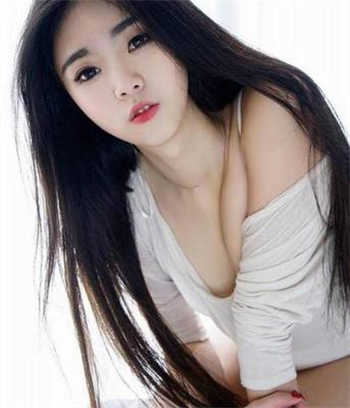美女床头热吻戏视频