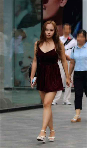 9987欺辱尤娜小游戏