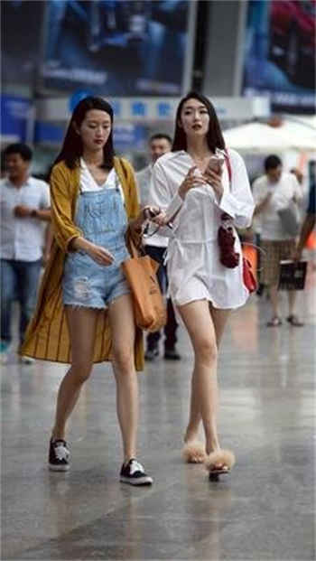 女教授的房间
