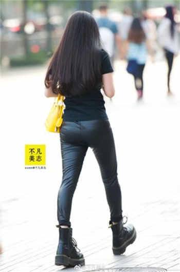 燥热日子的女人们