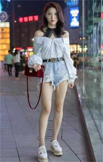 第一章走错房间朱睛睛