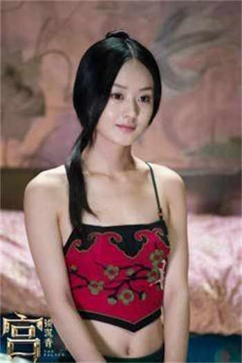 黑兽高尚的圣女染上樱花