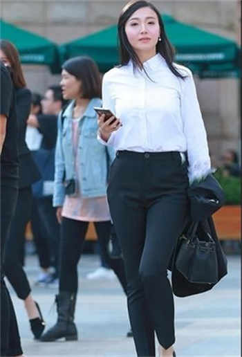 汉服女装漏半只奶
