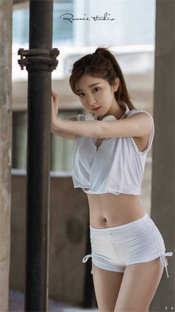 善良的美人妇1 9柔雪