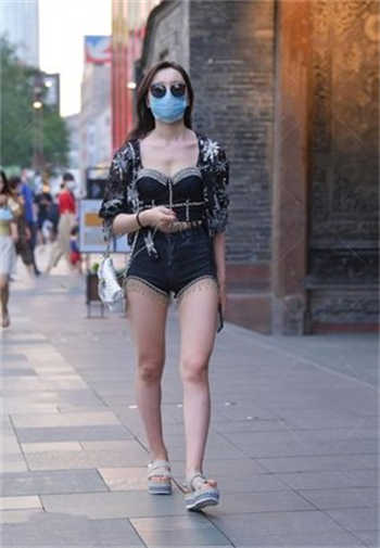 麻豆体育老师沈芯语