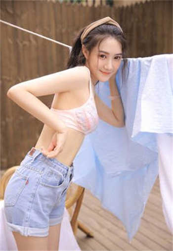 竹朱清ps掉所有衣服文件