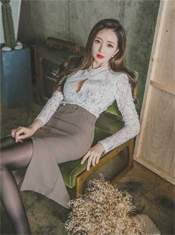 妻子和教练健身
