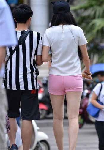 丧尸医学院为什么更名