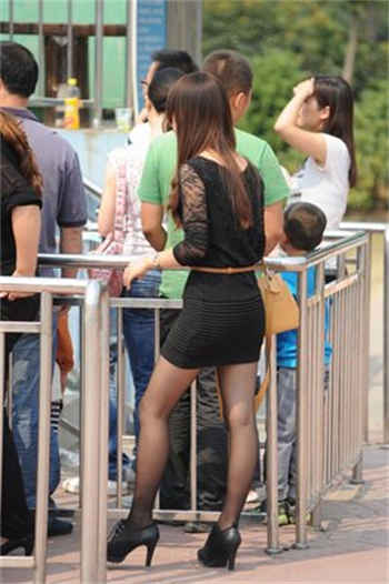 男主有孩子二婚女主后妈