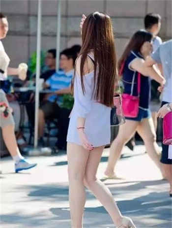 美容理发店特殊服4如如