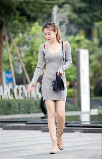 万界无敌之魔鸡系统