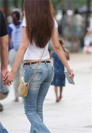 小毅孟卉钰慧一起