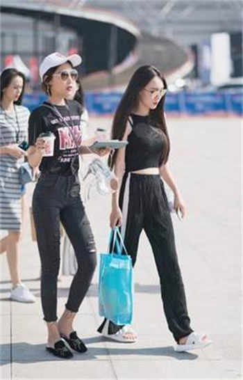 重生后我撮合大佬和白